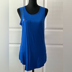 Venus Zip Detail Sleeveless Top
